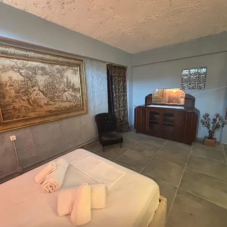 Anastasia Villa *