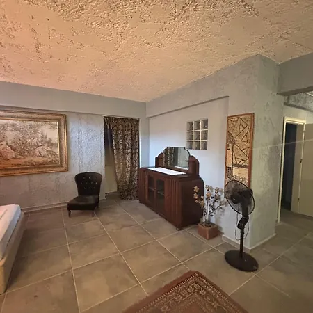 Anastasia Villa